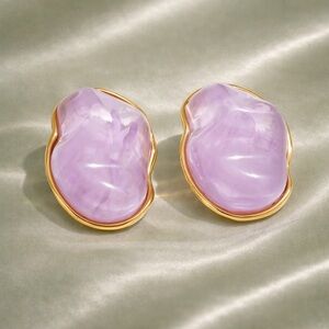 Lilac Gemstone Gold Earrings